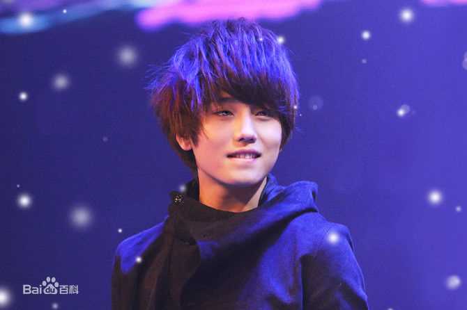 赵泳鑫(Steelo)舞台照前后照片