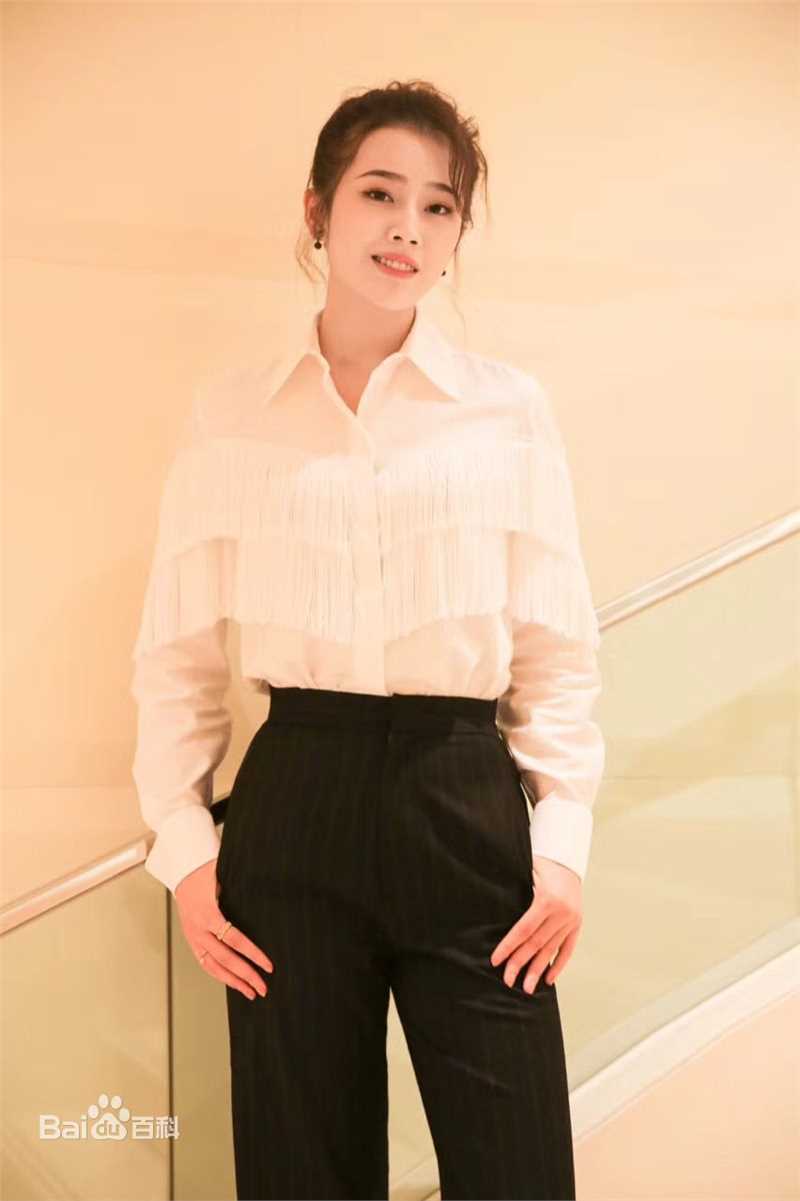 刘洁涵(Lisa)出席活动前后照片