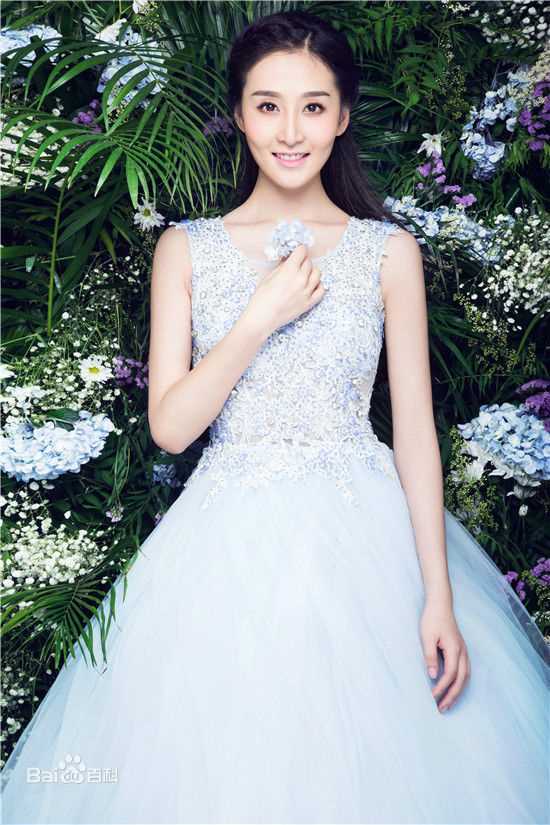 钱璇(Molly)繁花似锦  美轮美奂宛如仙子前后照片