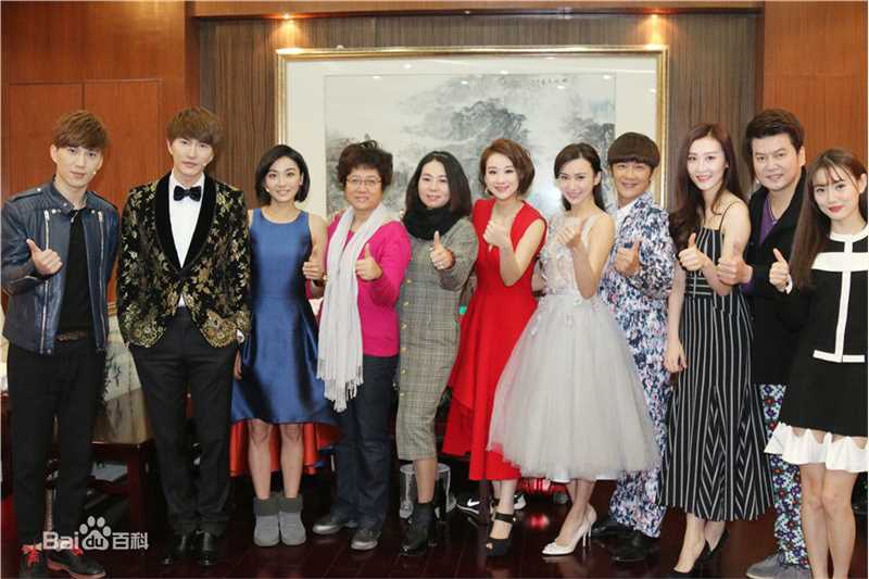 最全钱璇(Molly)在山东卫视《刘海戏金蟾》首映礼中的壁纸