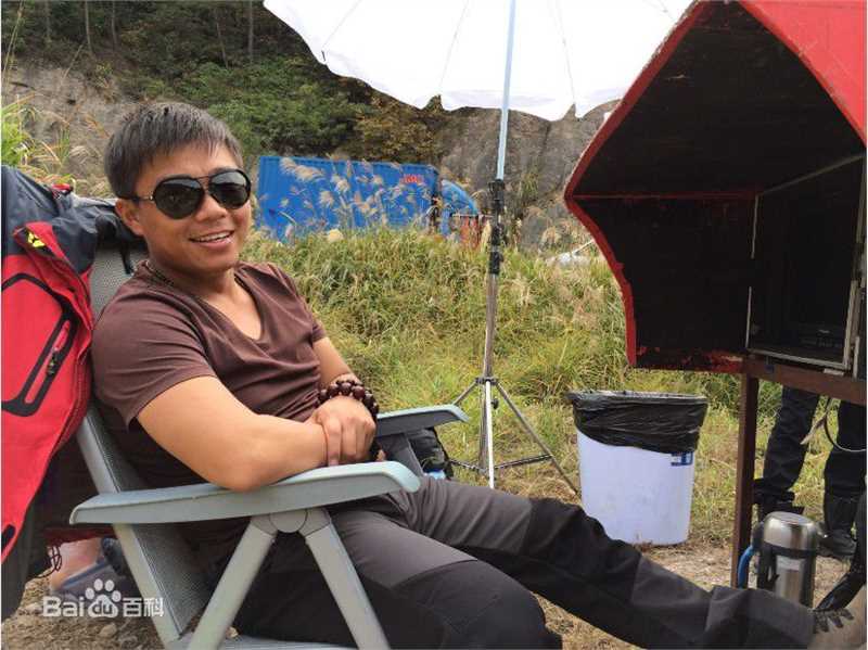 王红军人物图片前后照片