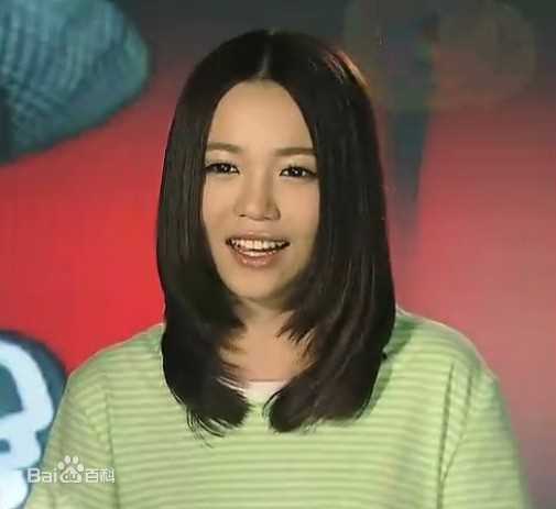 最新赵露性感图片