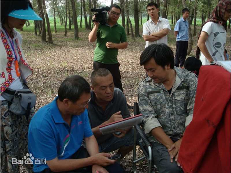 最新张沐在电影《大金始祖》工作照中的图集