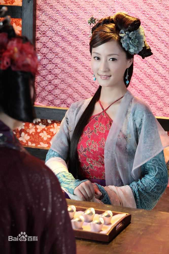 陆梅芳(FangFang)大唐女将樊梨花生活照