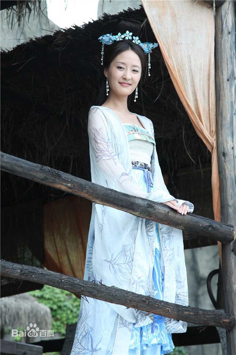 陆梅芳(FangFang)大唐女将樊梨花生活照