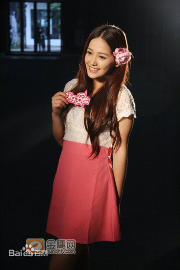 郑湫泓(Greenly)快乐女声前后照片