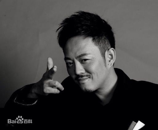 闫霖飞最新个人壁纸