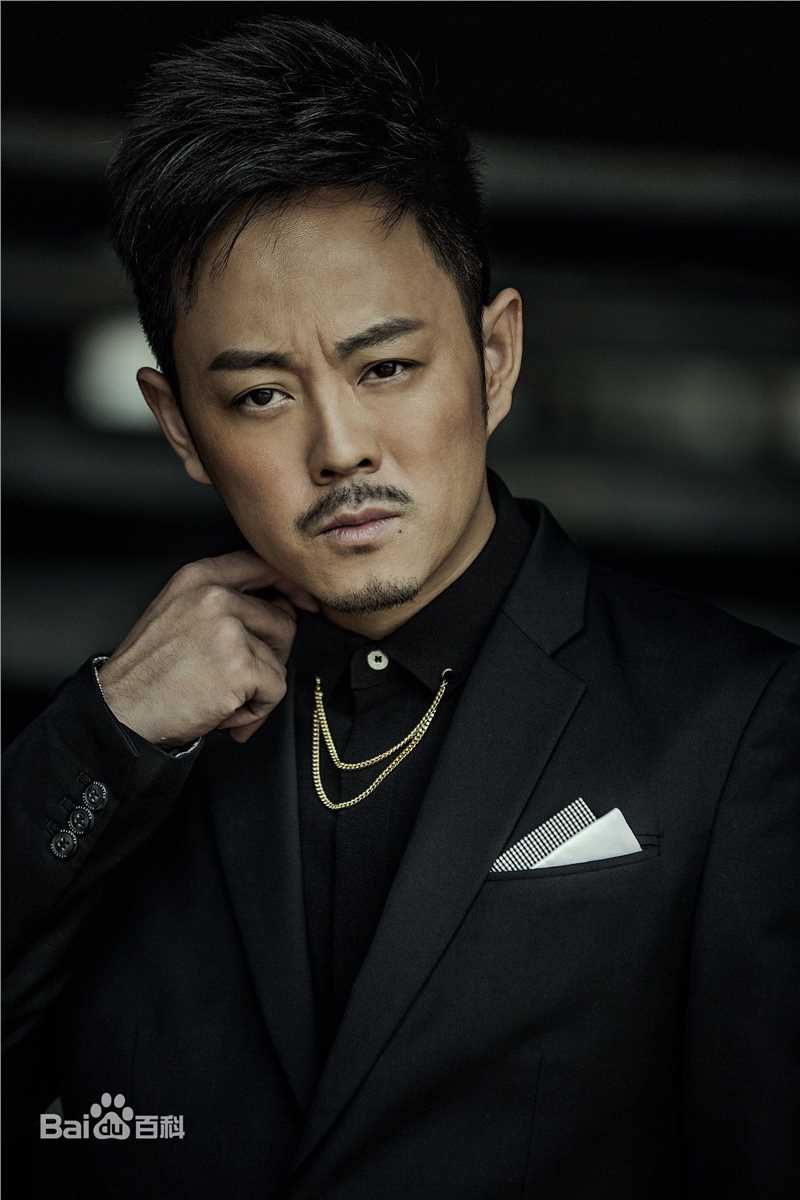 闫霖飞最新个人壁纸