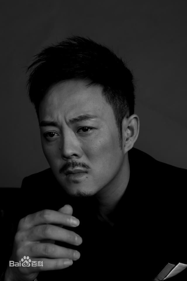 闫霖飞最新个人壁纸