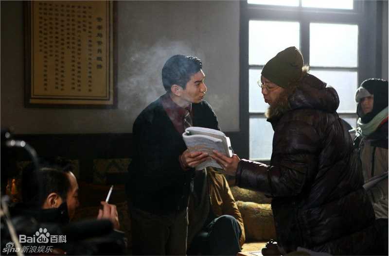 寒冬片场照片素颜照壁纸