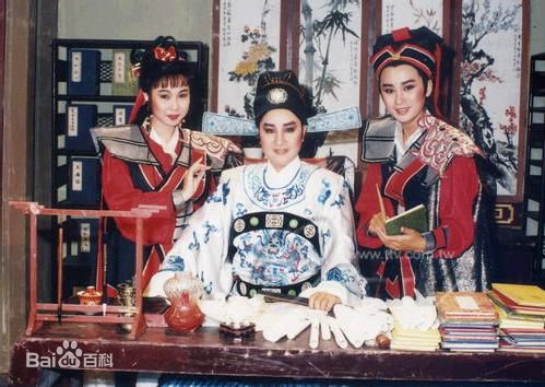 周雅芳(YafangZhou)《巡按与大盗》剧照