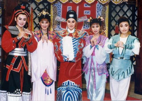 周雅芳(YafangZhou)《巡按与大盗》剧照