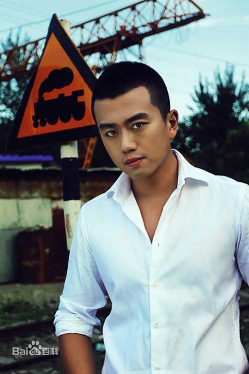 高清尹君正性感图片