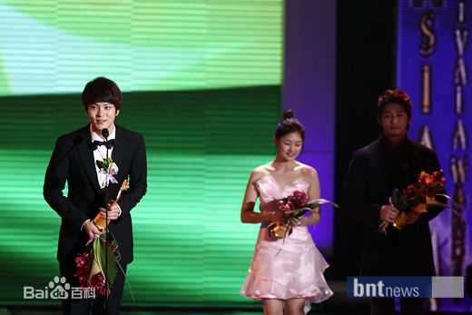 郑素敏(，Jung So Min)2011年第6届亚洲模特奖图片图册