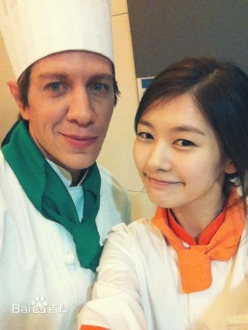 郑素敏(，Jung So Min)素敏与友人合照图册