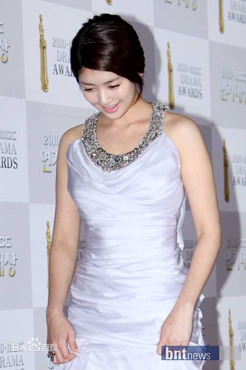 高清郑素敏(，Jung So Min)精彩图册