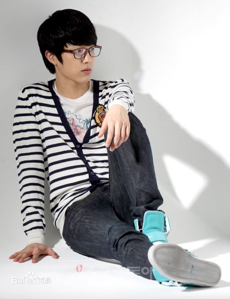 李成烈(Lee SeongYeol、Lee SungYeol)影视形象生活照