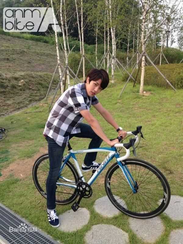 李成烈(Lee SeongYeol、Lee SungYeol)影视形象生活照