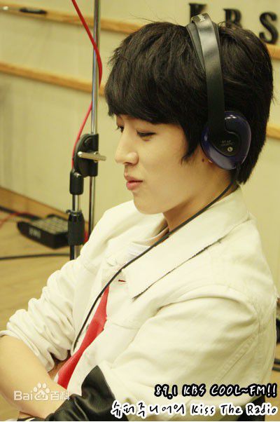 李成烈(Lee SeongYeol、Lee SungYeol)成烈电台节目壁纸壁纸