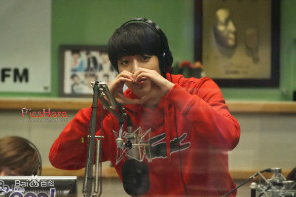 李成烈(Lee SeongYeol、Lee SungYeol)成烈电台节目壁纸壁纸