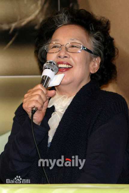 金允珍(Kim Yun Jin)精彩图册