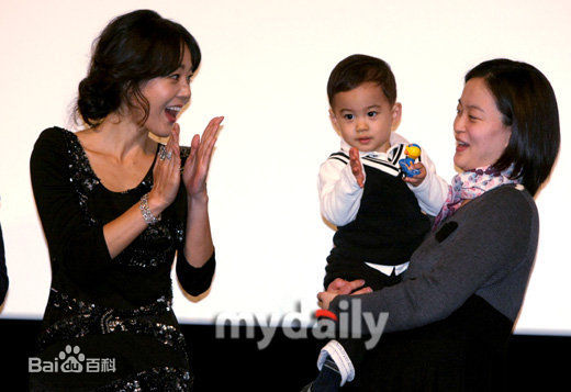 金允珍(Kim Yun Jin)精彩图册