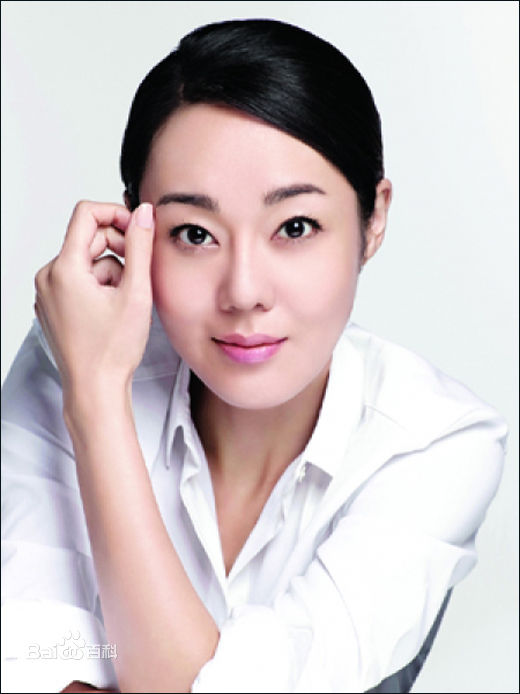 金允珍(Kim Yun Jin)前后照片