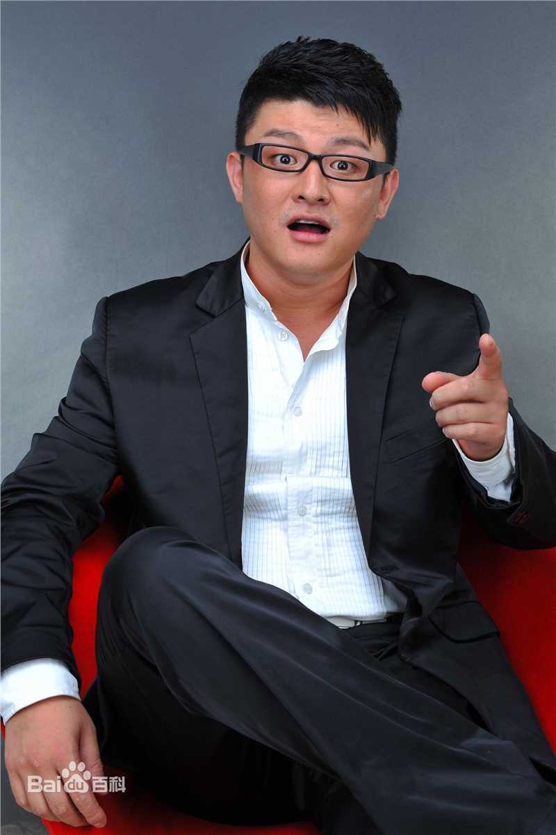 张磊青岛小哥生活照