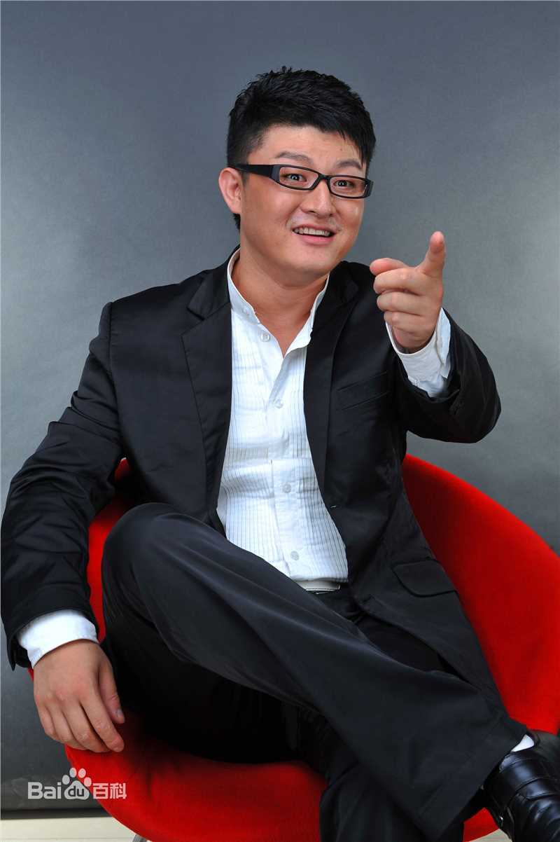 张磊青岛小哥生活照