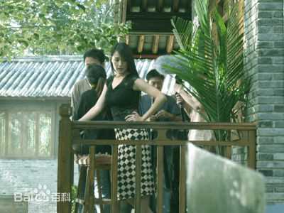 王丝菲剧中的生活照