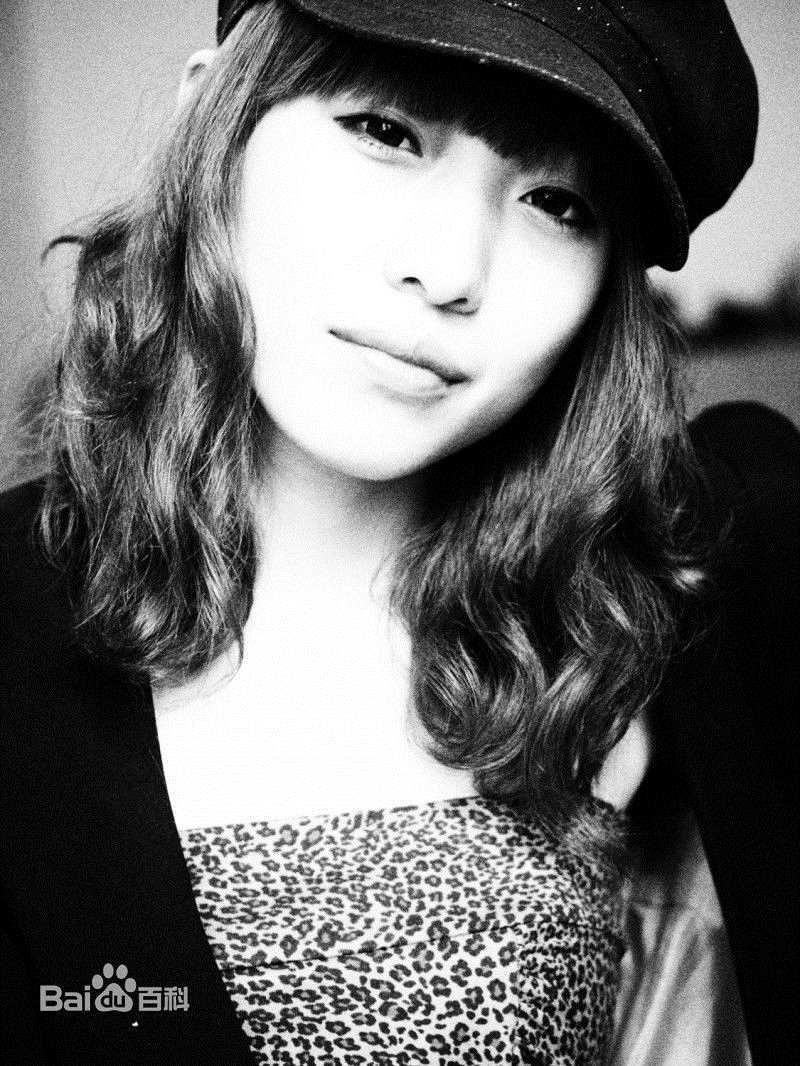 赵雪-艺术照前后照片