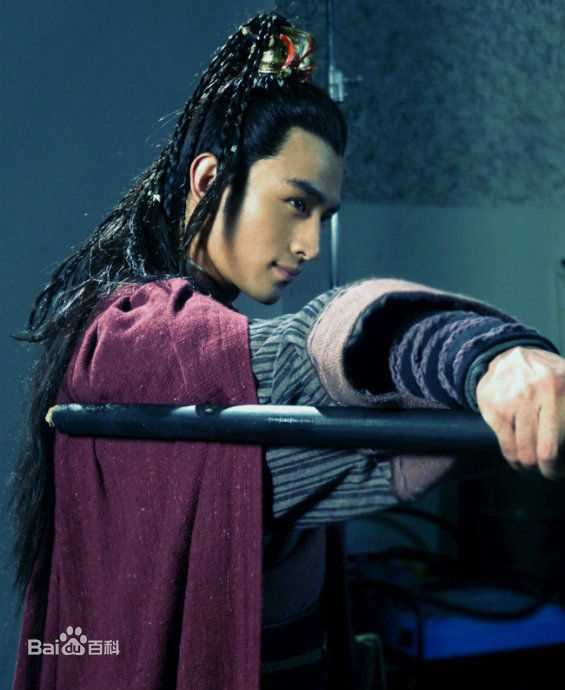 张清张晓晨饰演的素颜照壁纸