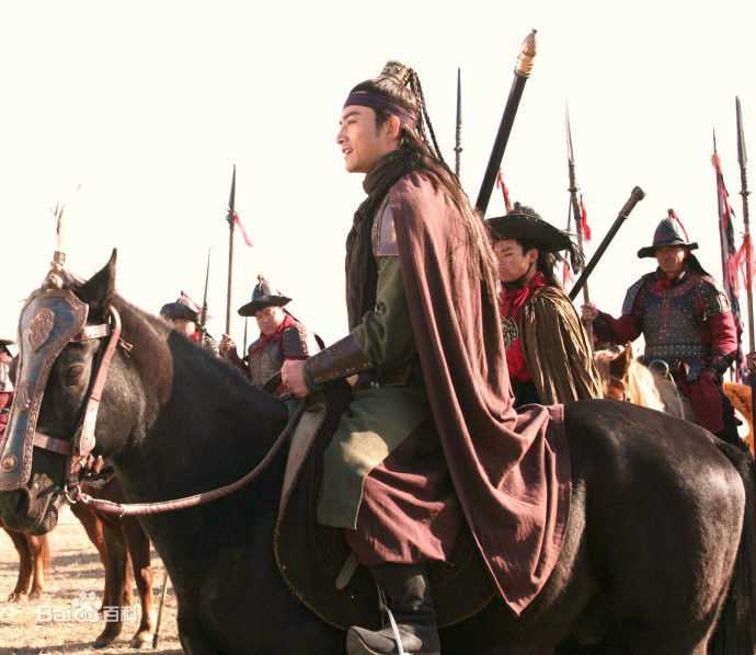 张清张晓晨饰演的素颜照壁纸