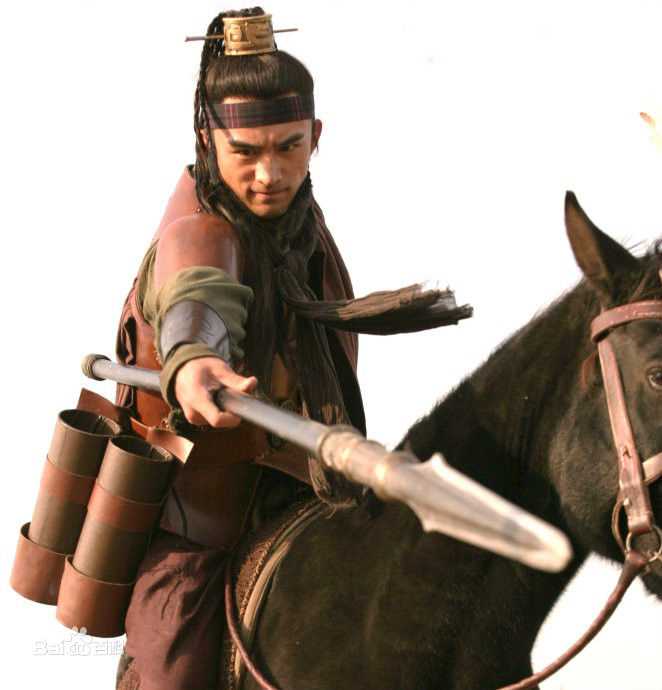 张清张晓晨饰演的素颜照壁纸