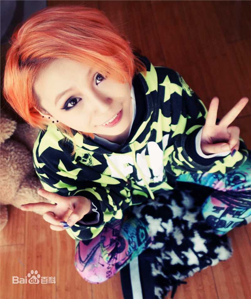 许静雯(Kifer)生活照