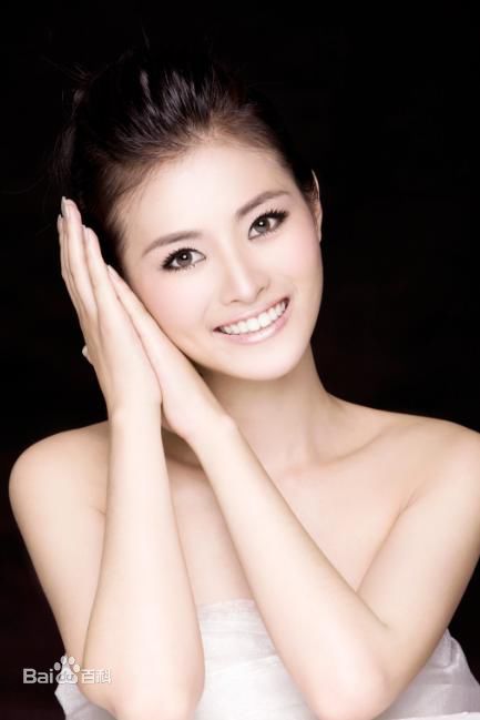 郑茜(Crystal)前后照片