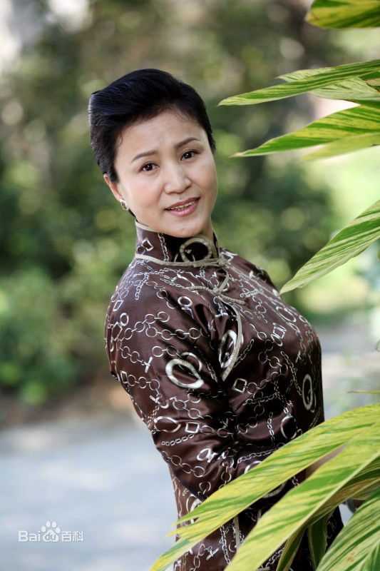 张艺心古装最新剧照