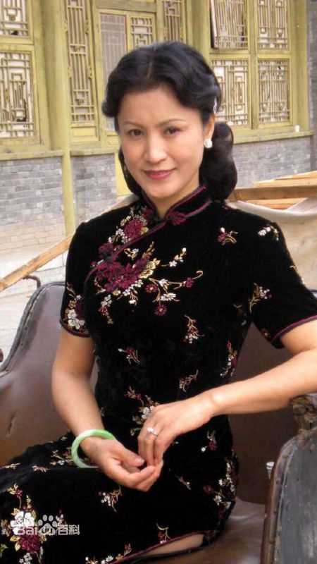 张艺心古装最新剧照