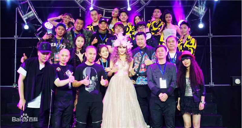 邵星颖演唱会照片图册