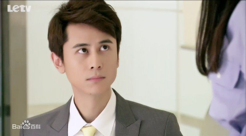 严昆我家有个赵大咪图册