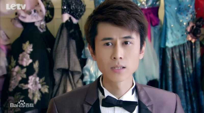 严昆我家有个赵大咪图册