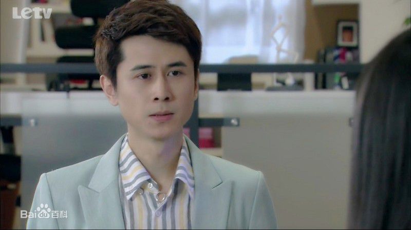 严昆我家有个赵大咪图册