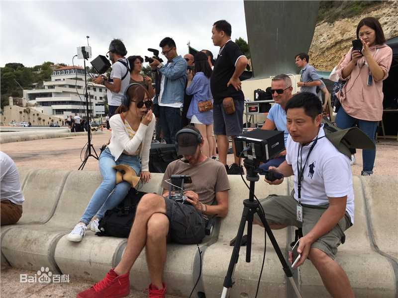 最新彭学军壁纸