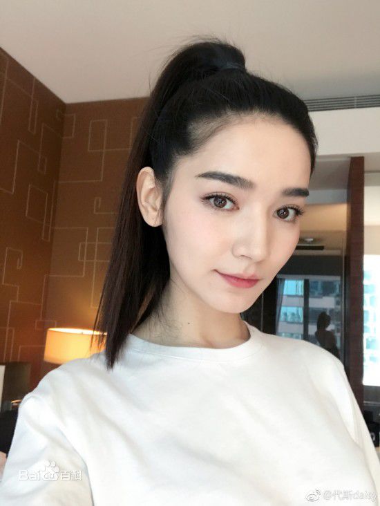 代斯(daisy)照性感图片壁纸