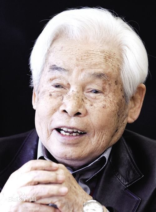 新藤兼人(しんどう かねと/Kaneto Shindo)前后照片