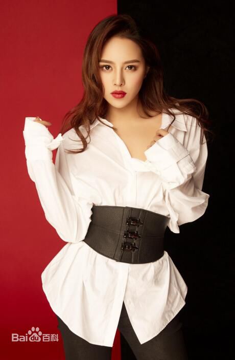 高清安紫依图片