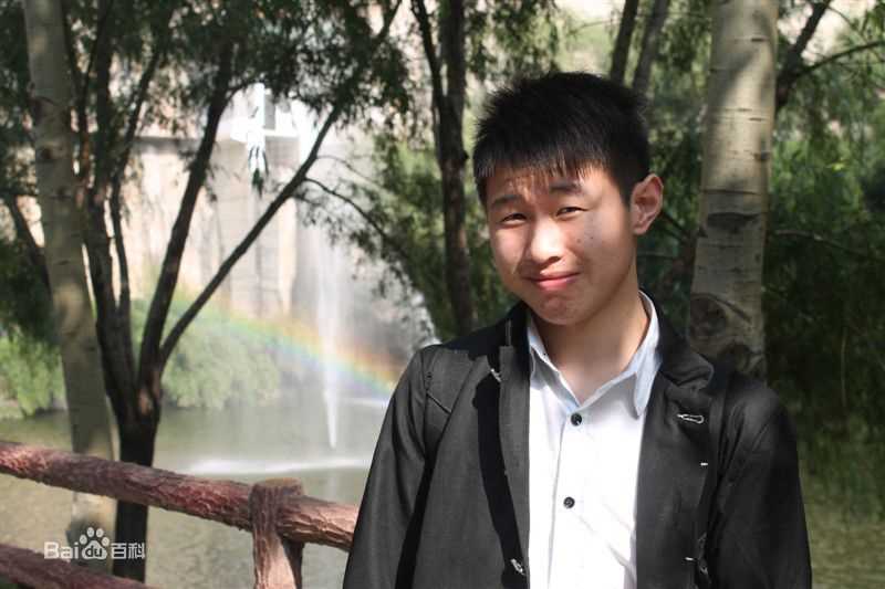 陈中宇导演和朋友壁纸壁纸