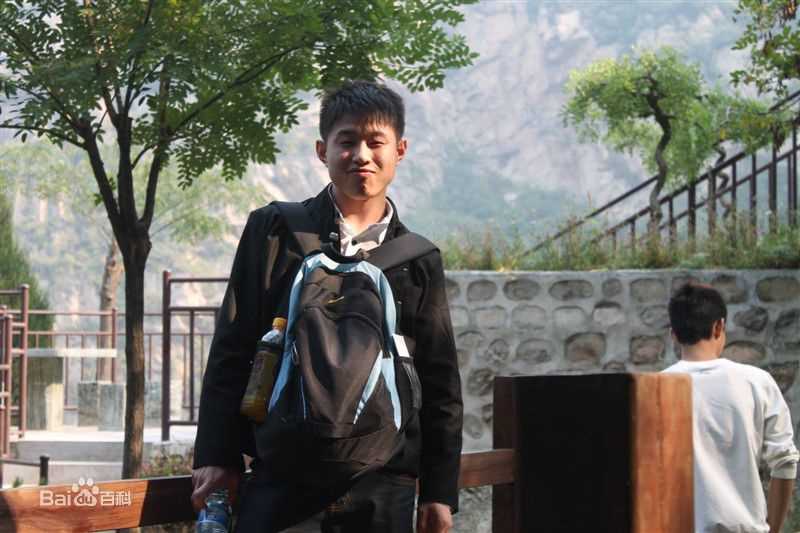 陈中宇导演和朋友壁纸壁纸