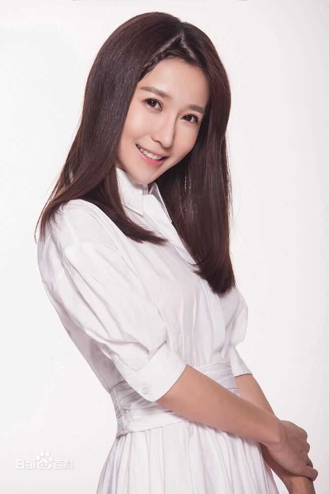 周奕彤最新治愈系图集