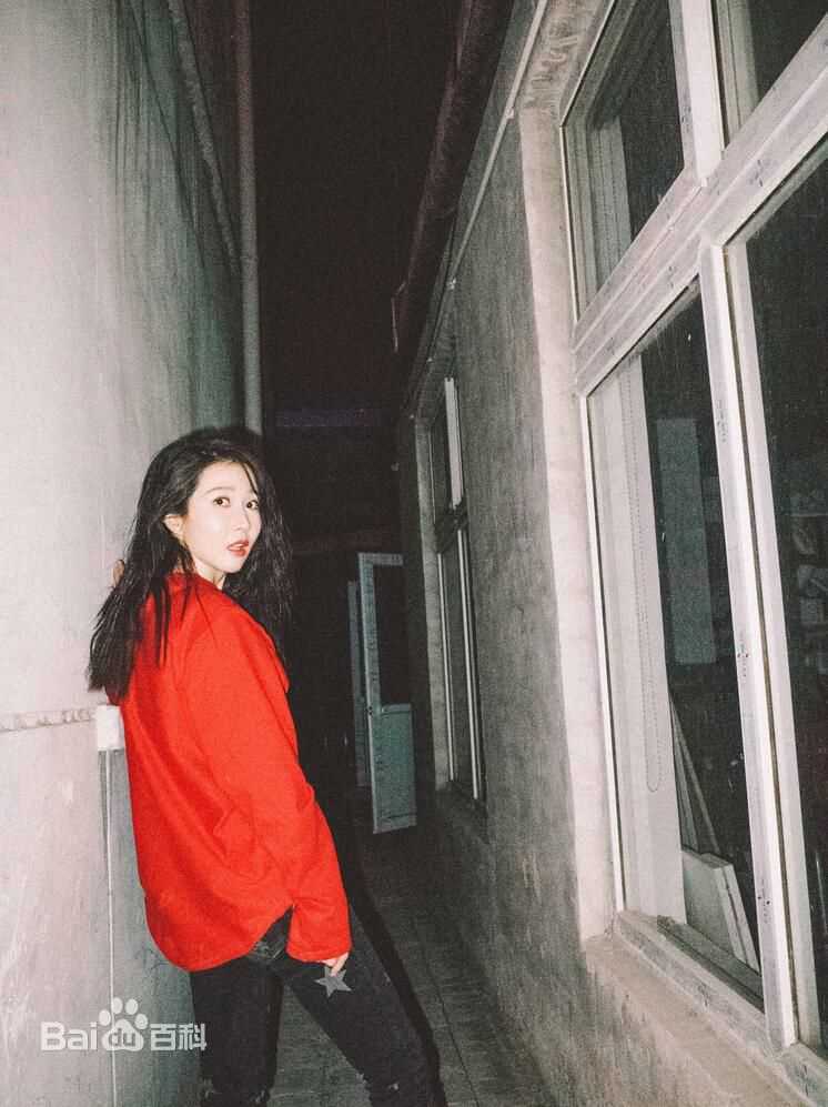 周奕彤最优质街拍相册